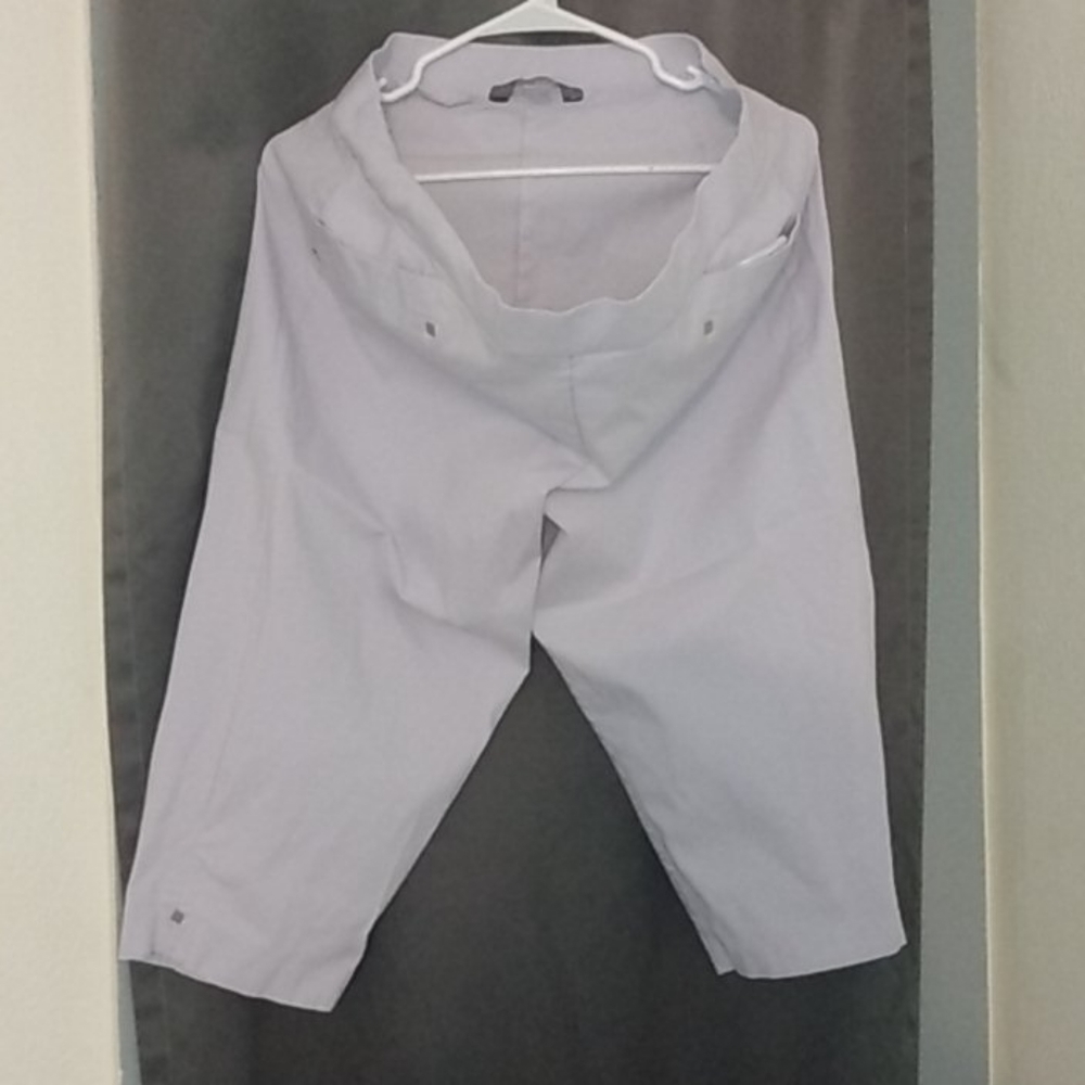 Pale lavender capris